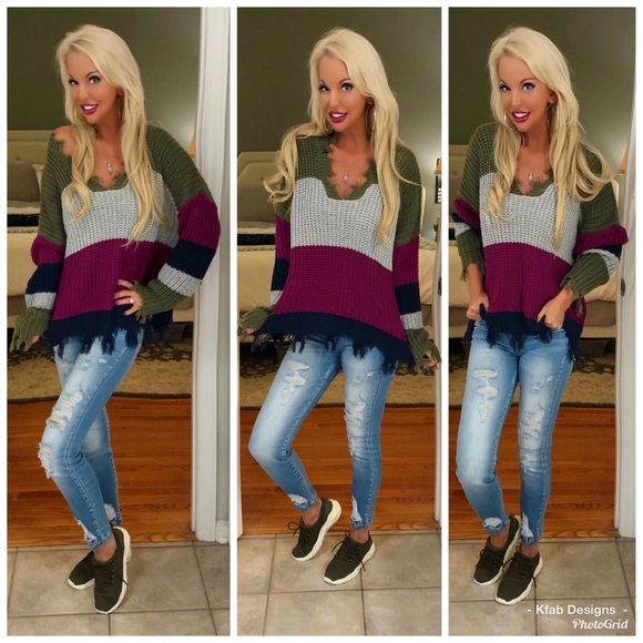 🥰LAST 1! DISTRESSED STRIPE COLOR BLOCK SWEATER - Picture 7 of 8